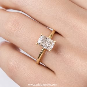 Anillo corte Esmeralda Oro 18k