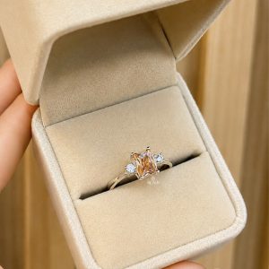 Anillo Monaco