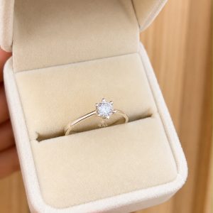 Anillo Solitario III
